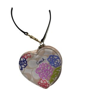 Coach Daisy Heart Coin Purse with Wristlet & Keychain